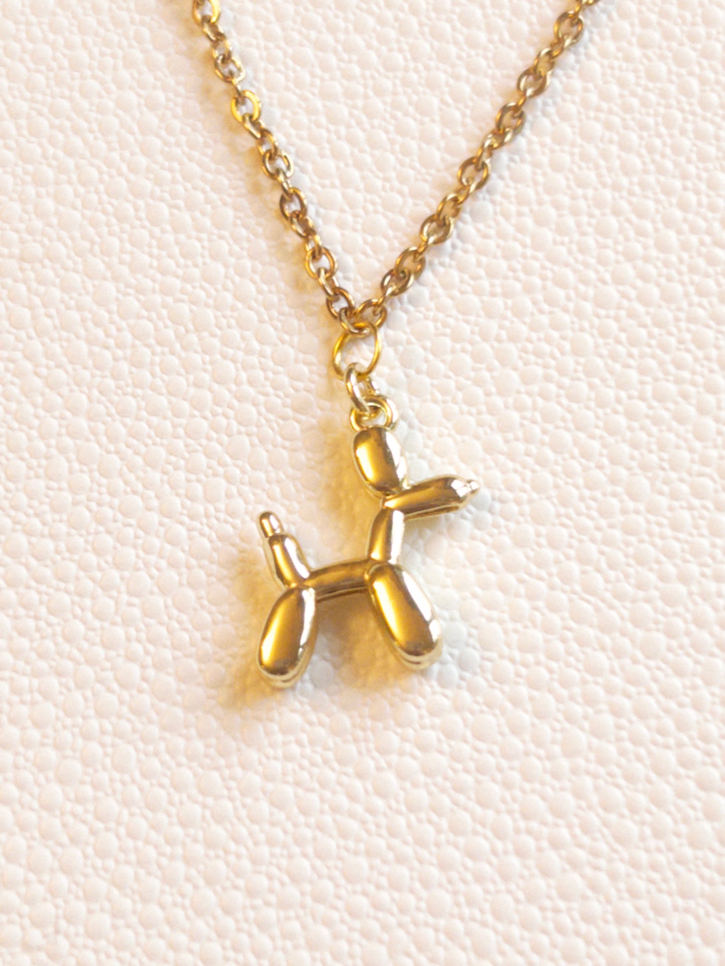 Balloon Dog necklace